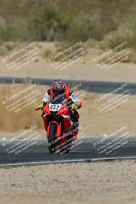 media/Mar-22-2025-CVMA (Sat) [[462c0ffedb]]/Race 12-Supersport Middleweight/